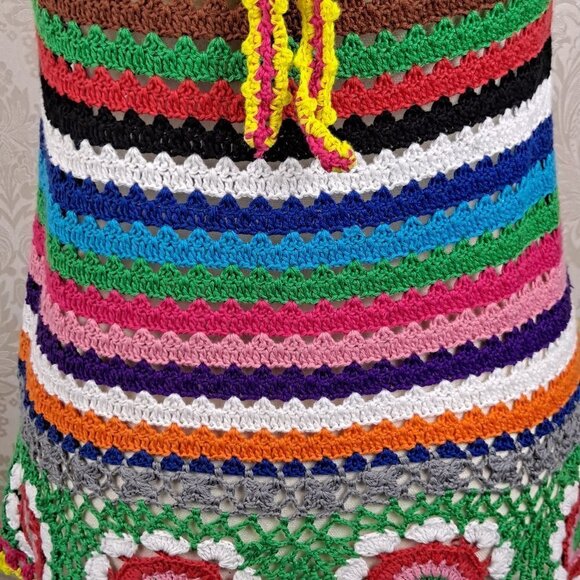 TwentyOne Size Medium Colorful Crochet Halter Top Scoop Neck Tie at Back of Neck - Picture 8 of 12